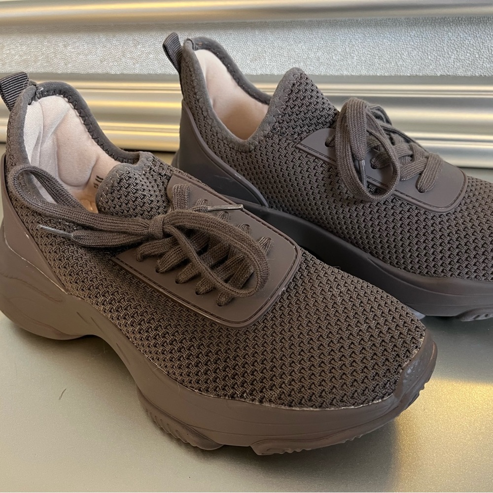 “Lexxi” Sneakers